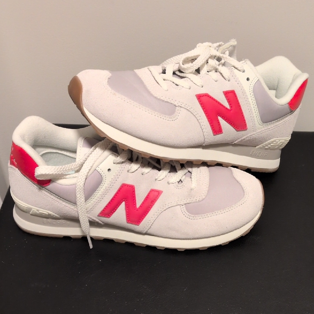 New Balance 574, Men's 8.5, White and Bright Pink